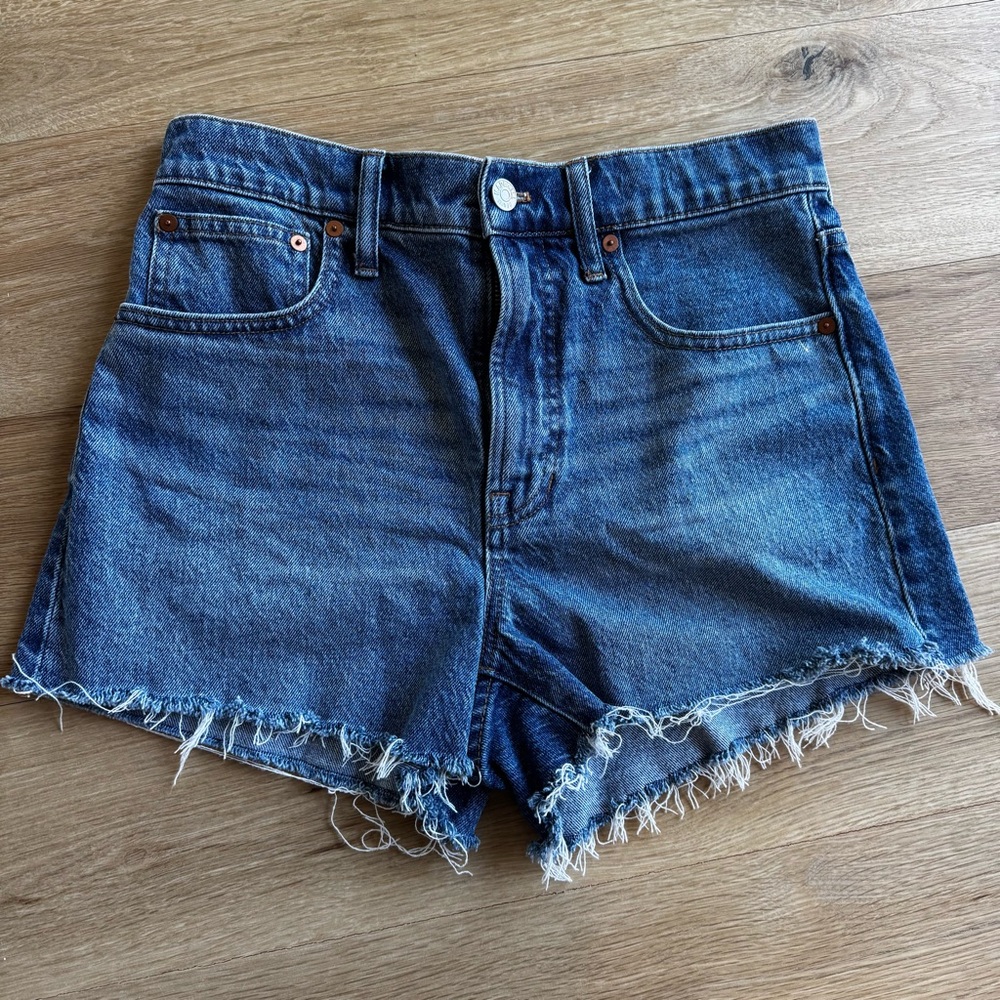 High-Waist Dark Blue Denim Frayed Hem Women’s Shorts - perfect Jean short - 27